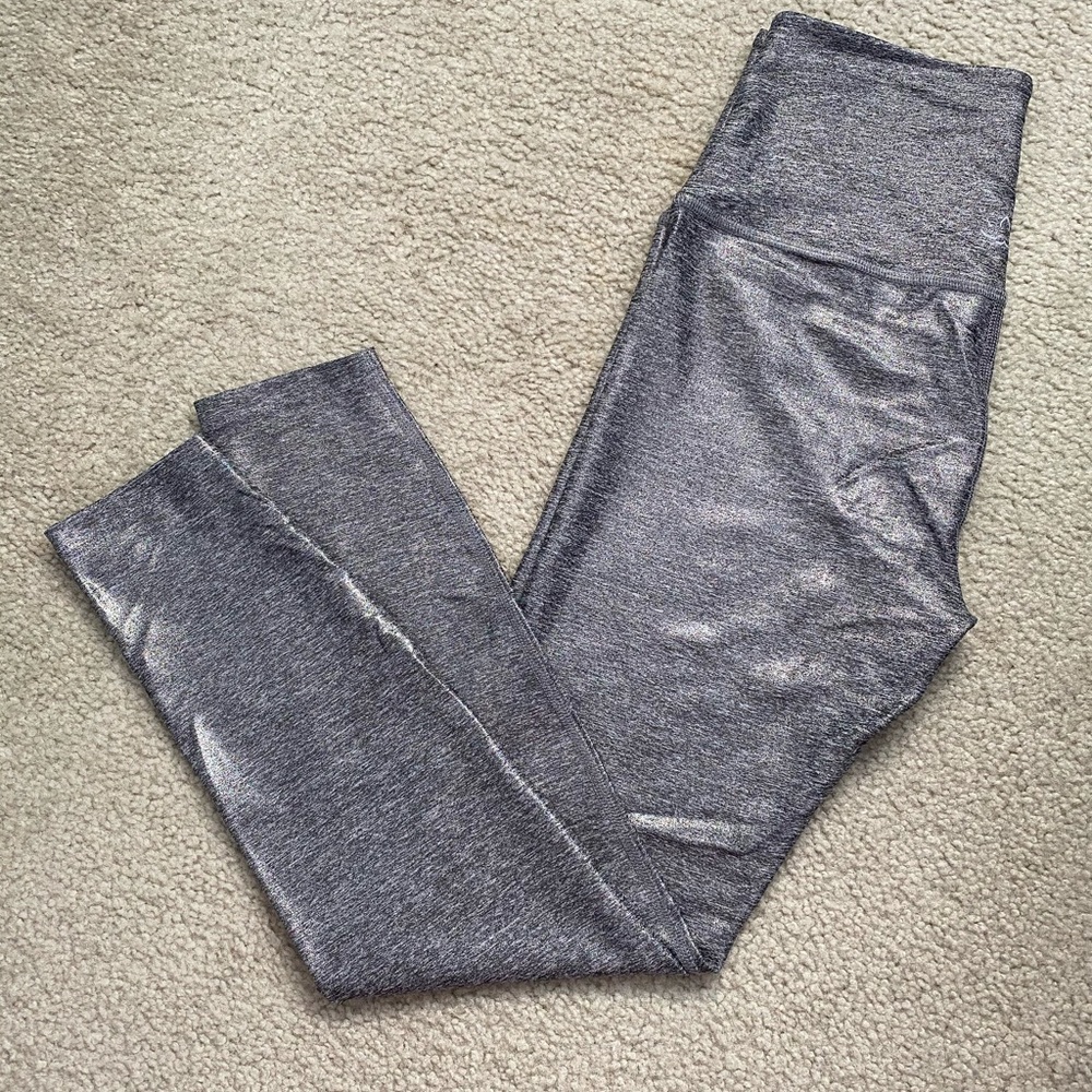 Beyond yoga metallic silver yoga pants size M